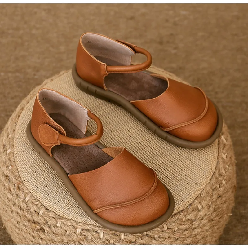 Retro artesanal de couro marrom sandálias planas 2025 verão novo casual versátil confortável sola macia sapatos femininos