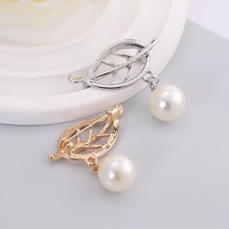 Anti-slip Brooch Pin Collar Chest Sew-free Essential Waist Cinching Pearl Elegant Clothing Fastening Accessory For Women