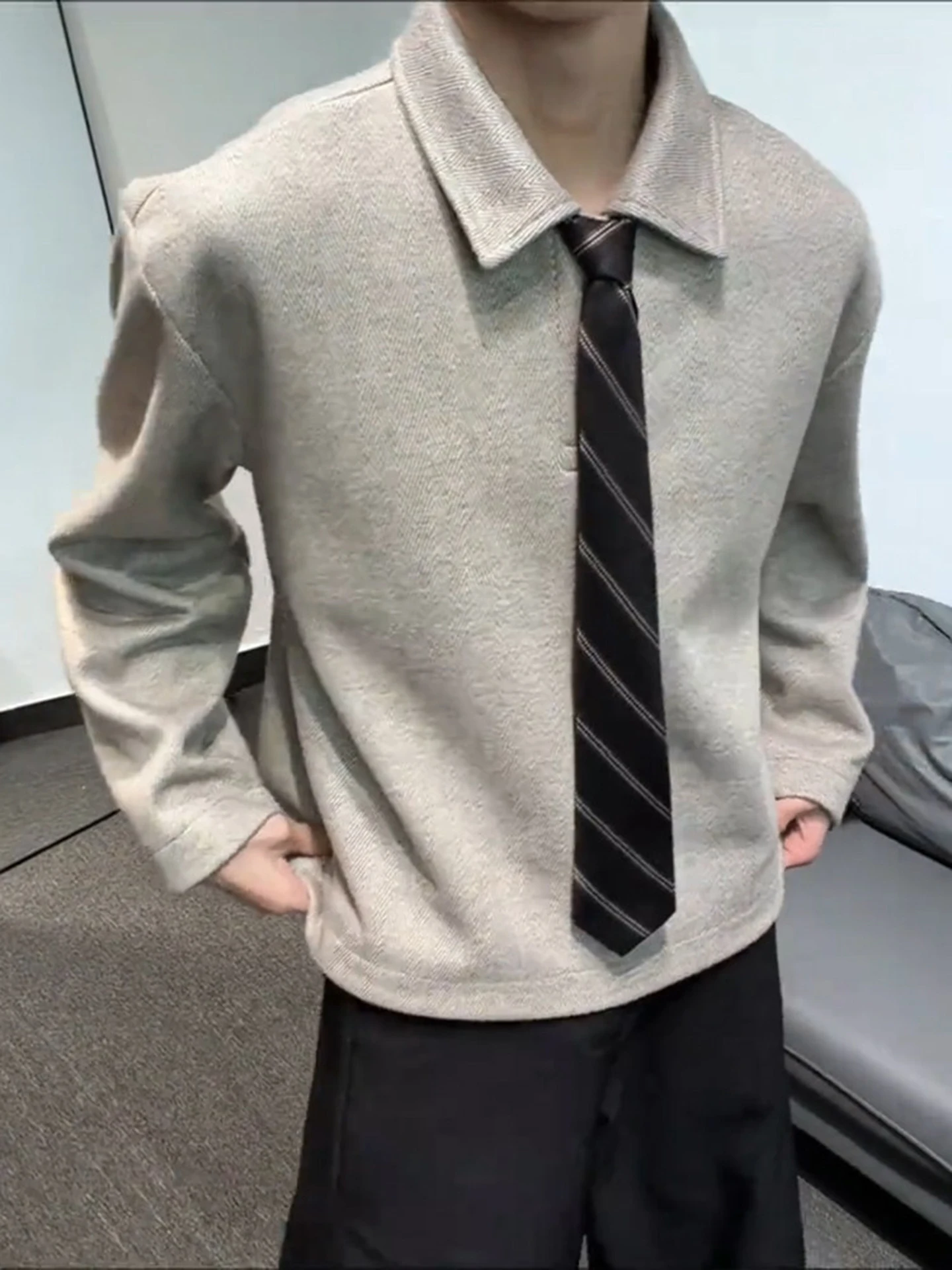 

Retro American Sle Long Sve irt Men's Spring Faionable Netie Texture Feel Sweatirt Casual Loose Fit T-irt