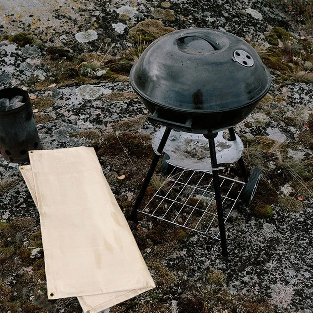 بطانية مقاومة للحريق مرنة من الألياف الزجاجية قابلة للطي للتخييم والنزهات في الهواء الطلق بطانية مقاومة للحرارة مقاومة للحريق