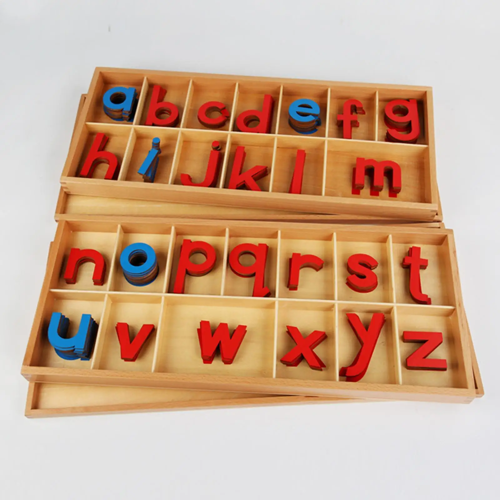 Movable Alphabet with Box Alphabet Language Objects for Reading Vowels