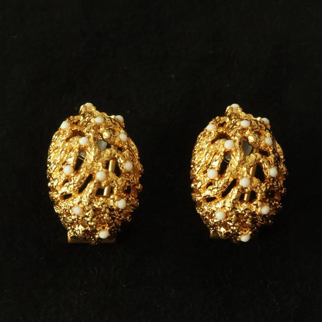 European and American French medieval lava fireworks earrings