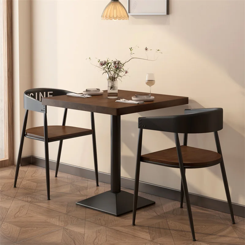 

Квадратный стол в индустриальном стиле для небольшой квартиры, кафе, закусочный бар, обеденный стол из кованого железа, обеденный стол из цельного дерева, ресторан, двойной d