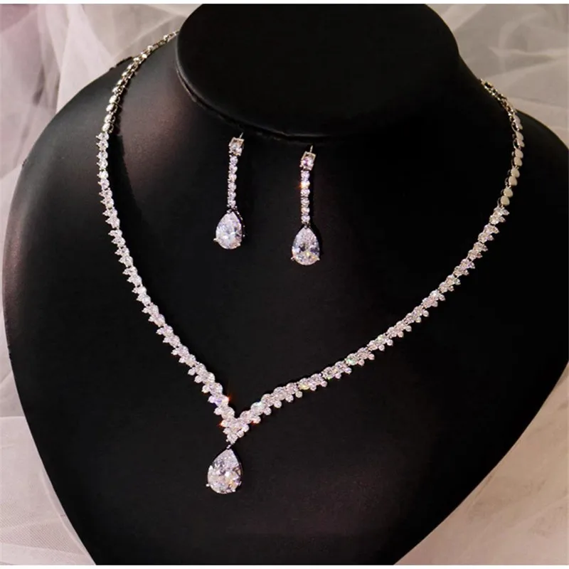 

CC Elegant Necklace Stud Earrings Set Wedding Accessories Bridal Dress Engagement Water Drop Shape Jewelry Sets Bijoux FO067