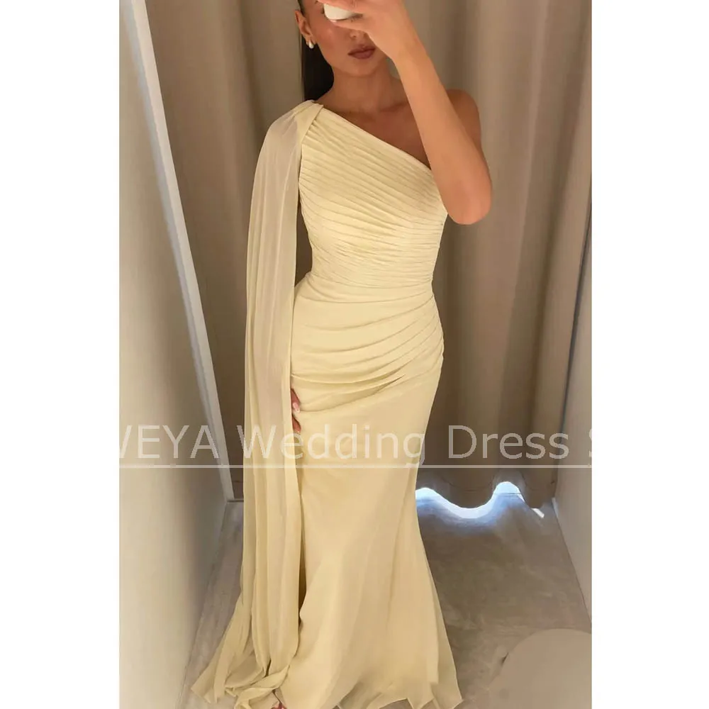 Light Yellow Chiffon Evening Dress Chic One-Shoulder Ruched Mermaid Party Gown Fashion Cape Sleeve Floor Length Pleat Prom Dress