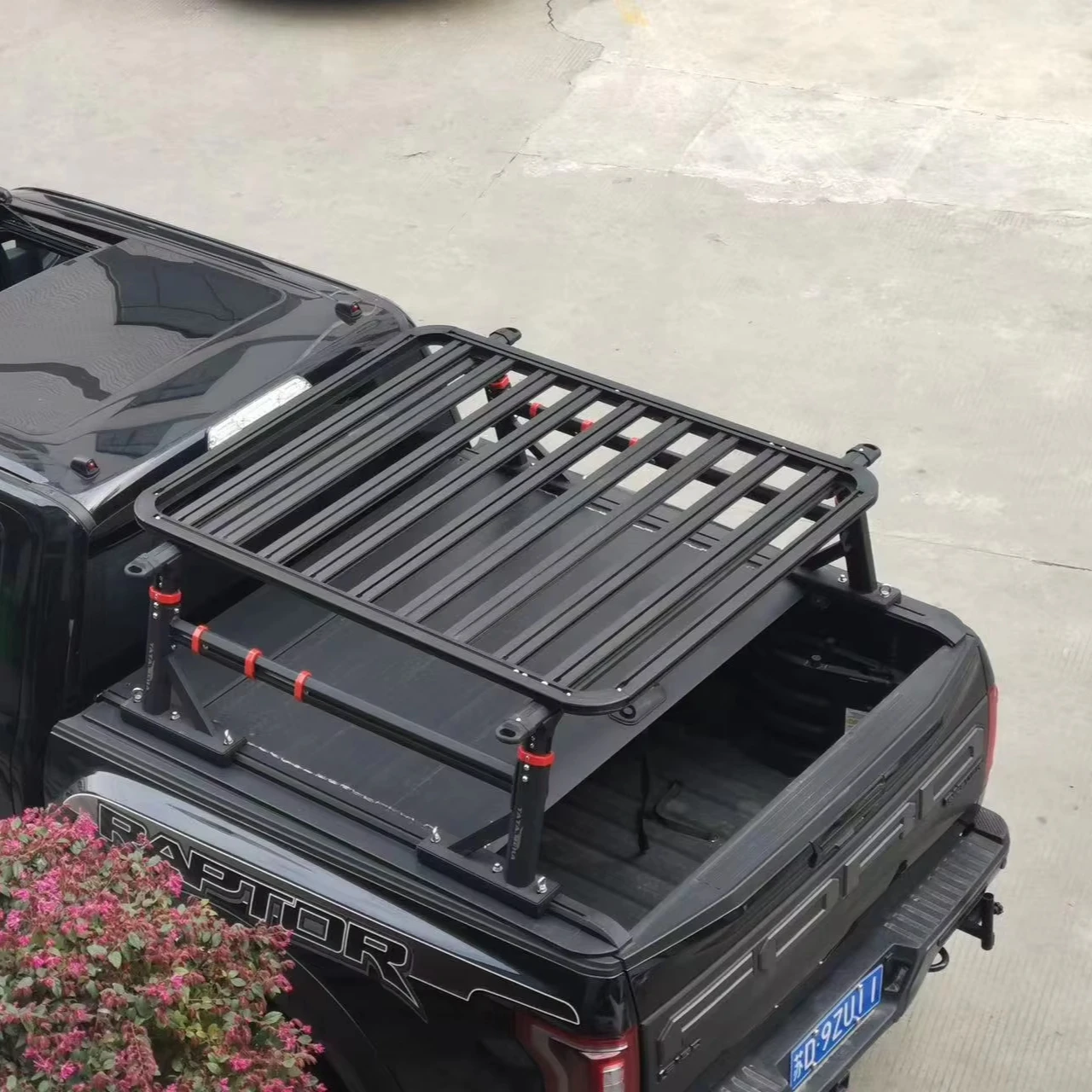 

High Quality Sport Roll Cage for Pickup Truck Factory Direct Sale New Condition Gantries
