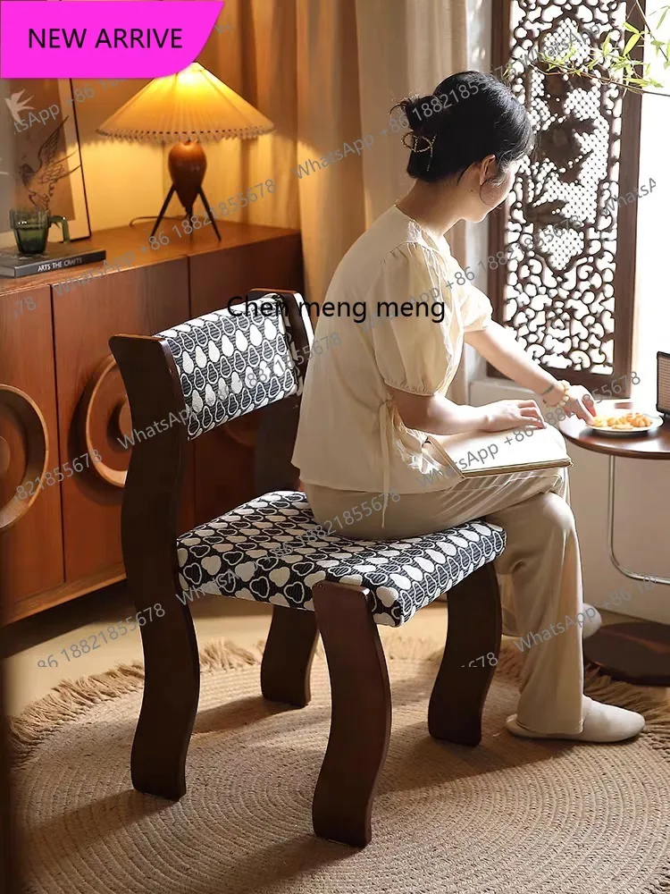 CC Elegance Einzelner Wohnzimmersessel für Erwachsene Luxuriöser Wingback Gemütlicher Wohnzimmersessel Designer Schwarzer Sessel