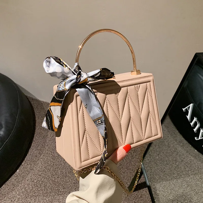 

2025new arrivalk-style versatile silk scarf small square bag satchelclassy box bag pleated chain shoulder crossbody bag