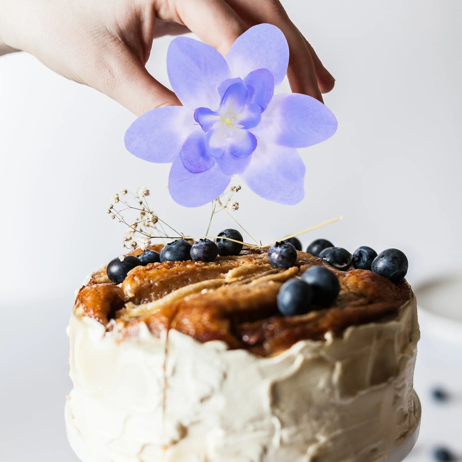 

20pcs Artificial Decoration For Sushi Dish Fake Flower Ornaments Food Accessory Multi-Use Plant Decor Sashimi Plate