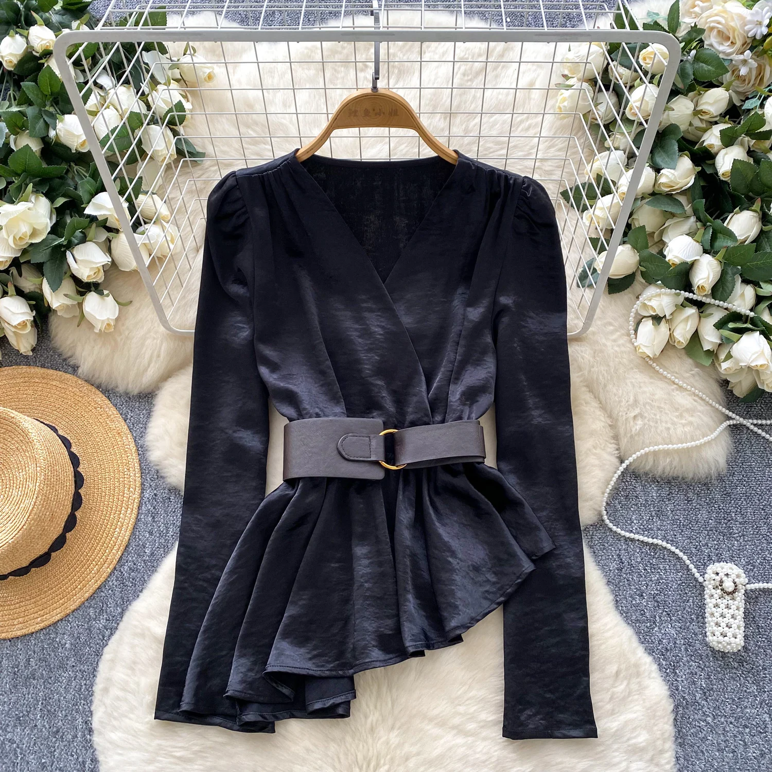 النساء الشتاء الحرير الحرير غير المتماثلة بلايز قمصان سيدة حزام خصر Sexi بلوزة الإناث الخريف عشاء رسمي مأدبة OL مكتب القمم