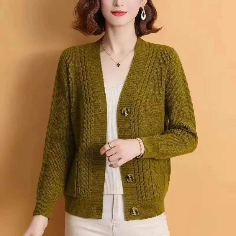 

Knitted Lapel Warm Cotton-padded Jacket 2025 New Winter Down Coat Women Parkas Long Waist Overwear Plus Size Slim Outwear Female