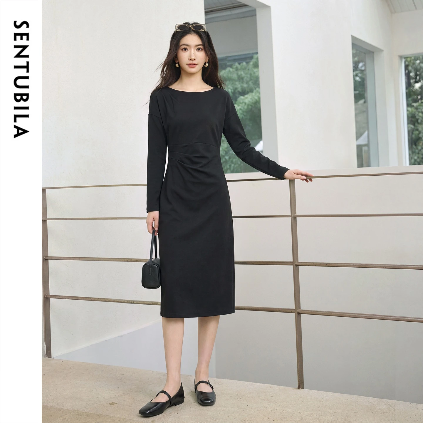 SENTUBILA French Hepburn Style Knitted A‑Line Midi Dress Fall New Round Neck Long Sleeve Slim Elegant Dress for Woman 163LI8263