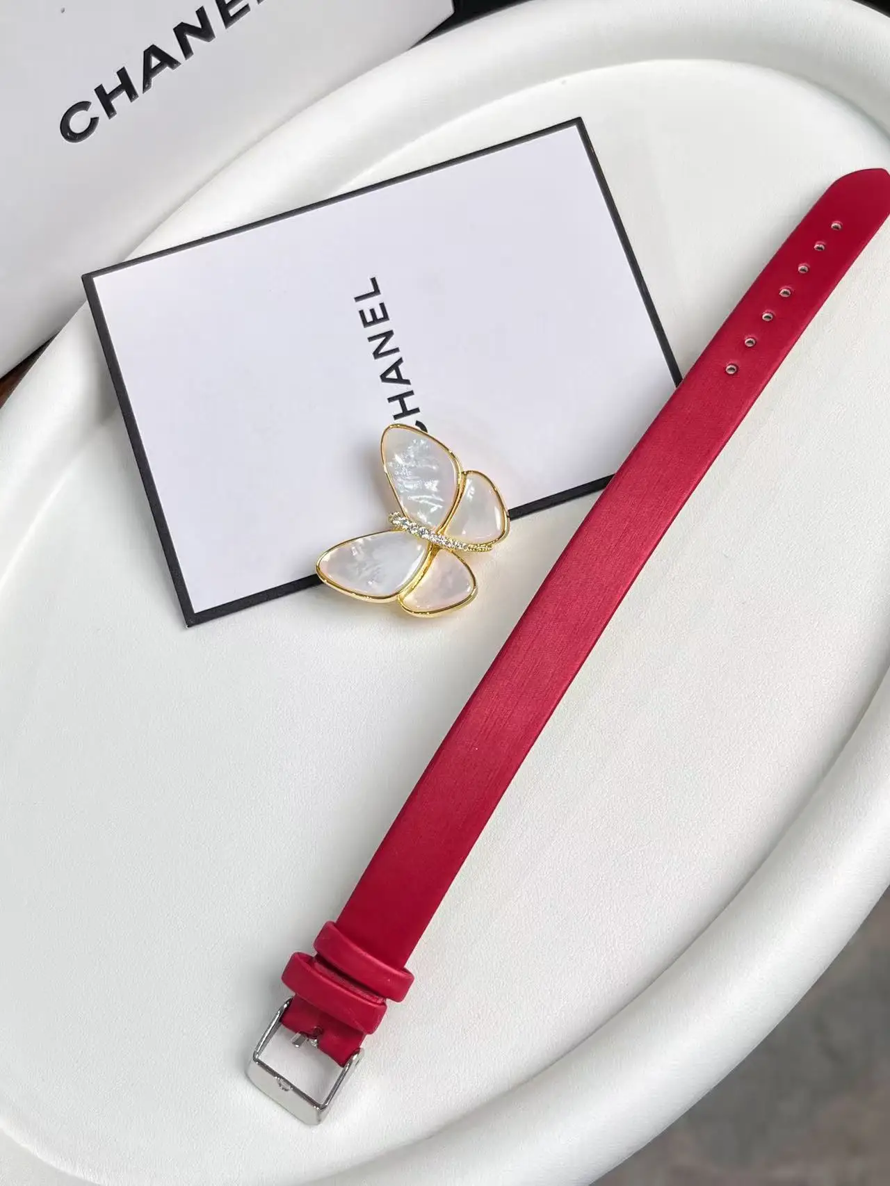 Imple Leather Brace…