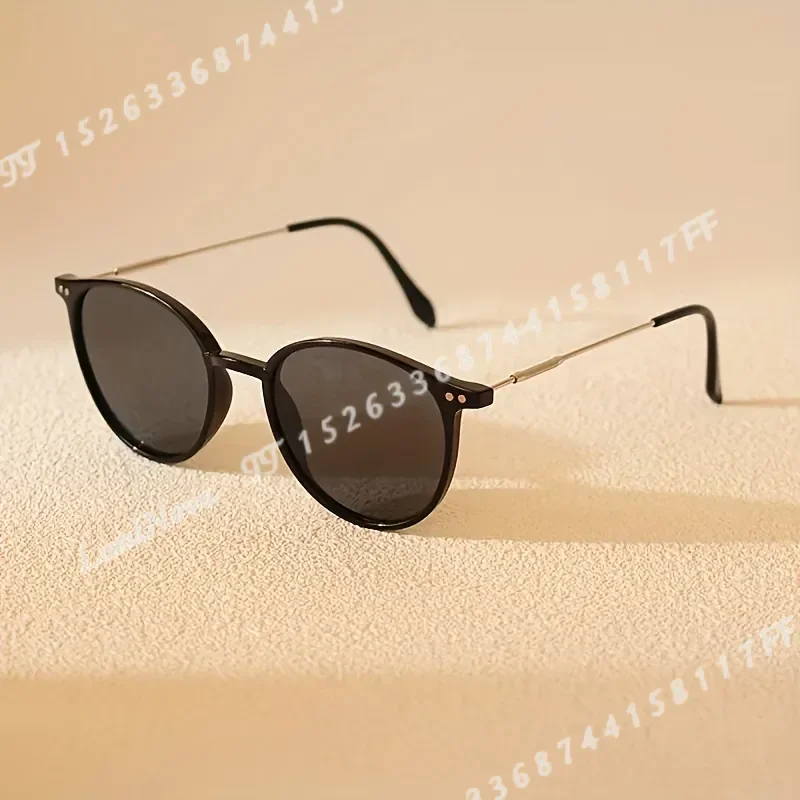 Fashion Millennial Style Ultra Light Metal Round Frame Glasses Unisex Suitable for Daily Wear and Street Photography Summer