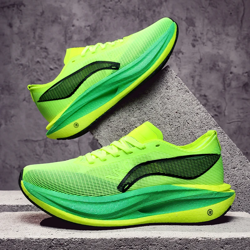 

Men's sports shoes four season fashion new comfortable versatile outdoor wear-resistant breathable running casual sports shoes