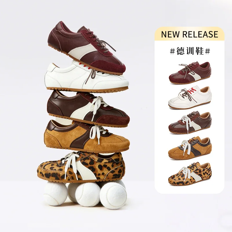 

Новые кожаные немецкие тренировочные кроссовки на плоской подошве для женщин, повседневные универсальные белые кеды из конского волоса на шнуровке в стиле Форрест Гамп