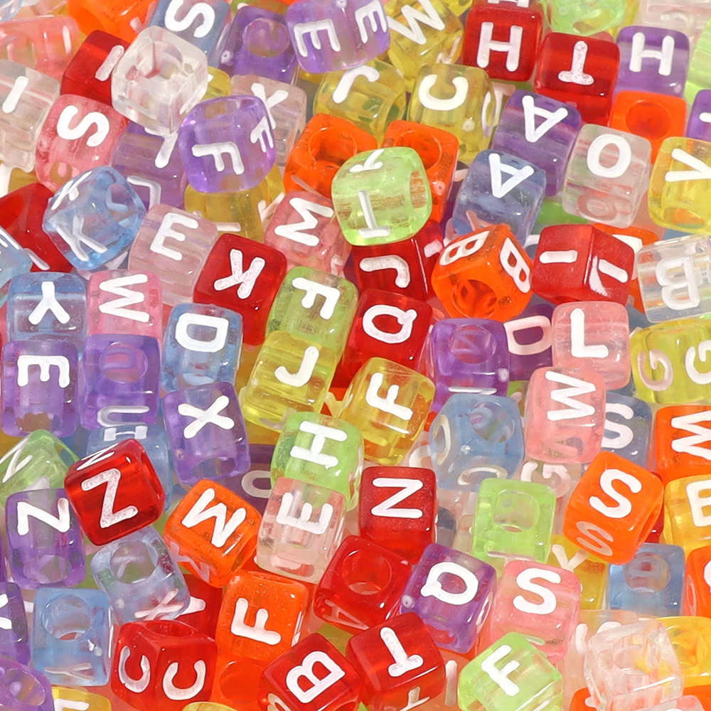 100 Stück 6mm quadratische Buchstaben-Acrylperlen, gemischte Alphabet-Würfelperlen, lose Perlen für die Schmuckherstellung, DIY-Armbänder, Halsketten-Zubehör
