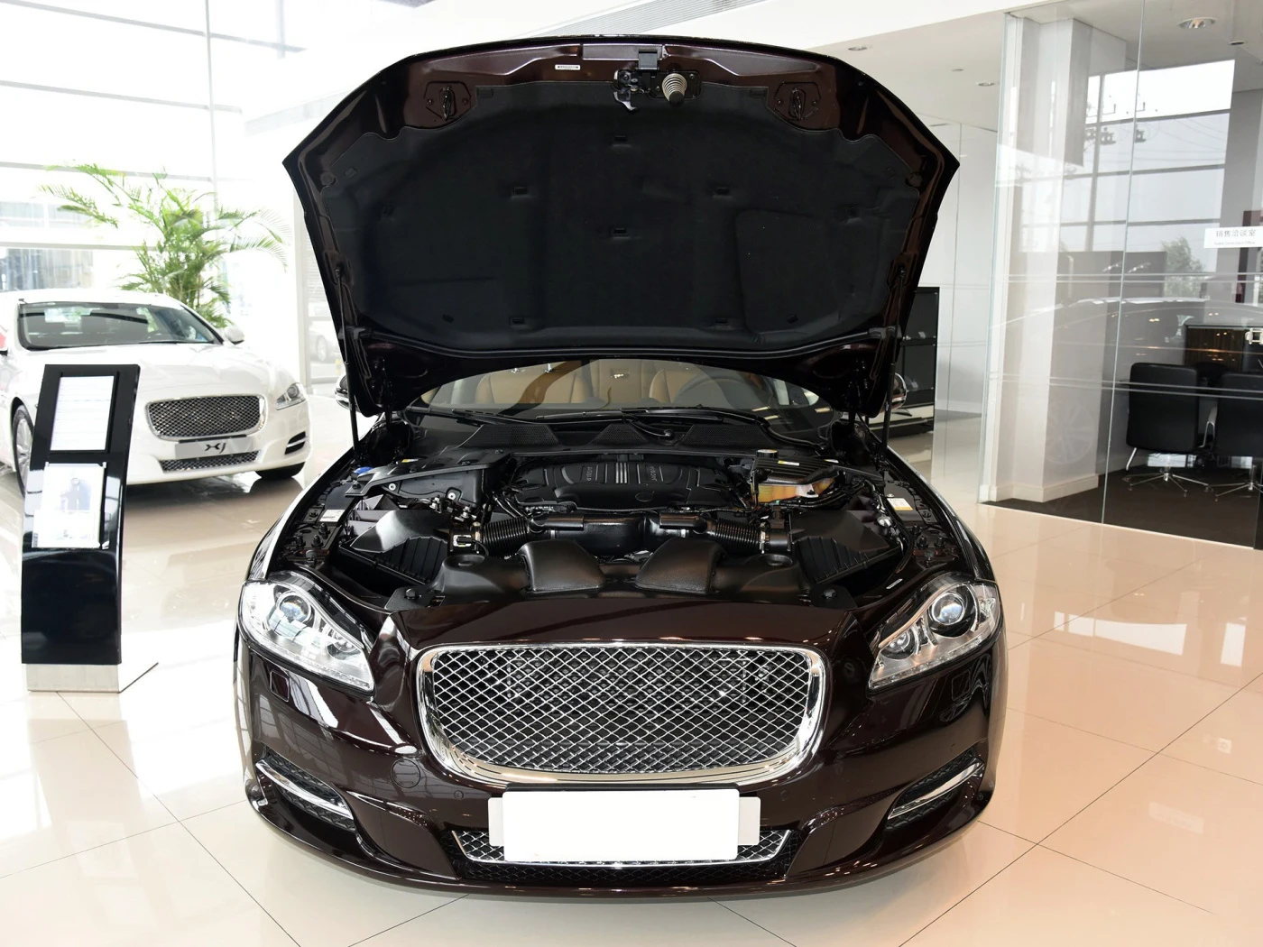 Car Engine Hood Pad For Jaguar XJ X351 2010-2019 2011 2012 2013 2014 Heat Insulation Cotton Mat Pat Fireproof Sound Accessories
