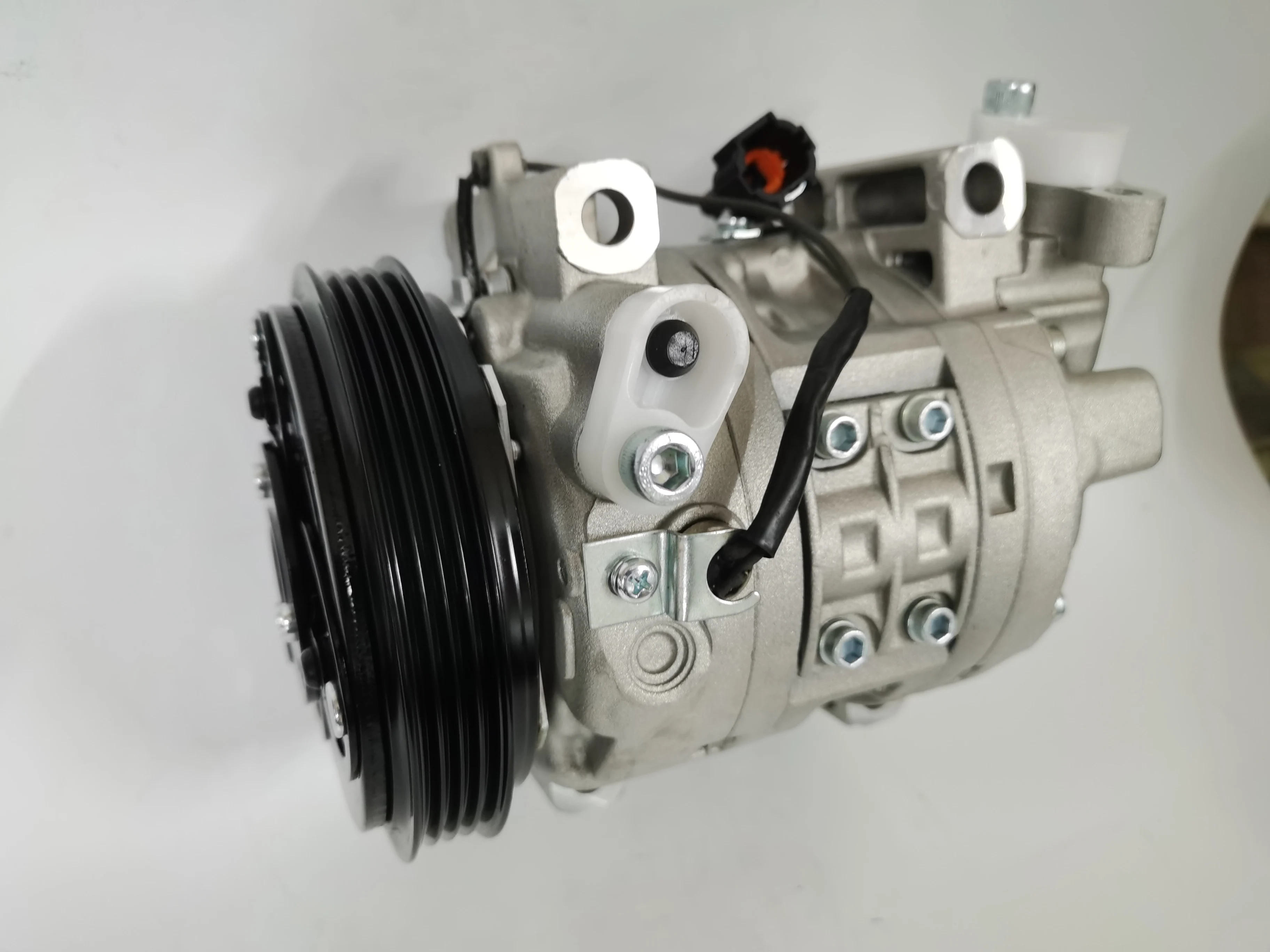 DKV11G AC Compressor 506021540  926004M410 for Nissan 200SX Sentra Infiniti G20 Nissan ALMERA 92600-4Z002 92600-4Z000 926004Z003
