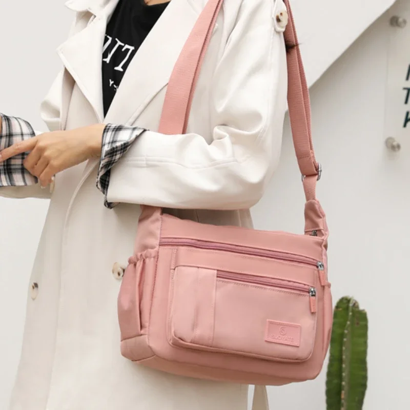 Women's Shoulder Bag New Product Lightweight and Simple Trend Fashion Solid Color Paired with Nylon Fabric Shoulder Bag