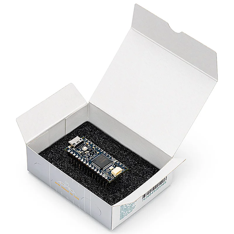 اردوينو نانو R4 مع رؤوس ABX00143 Renesas RA4M1 منتج إيطالي أصلي جديد تمامًا