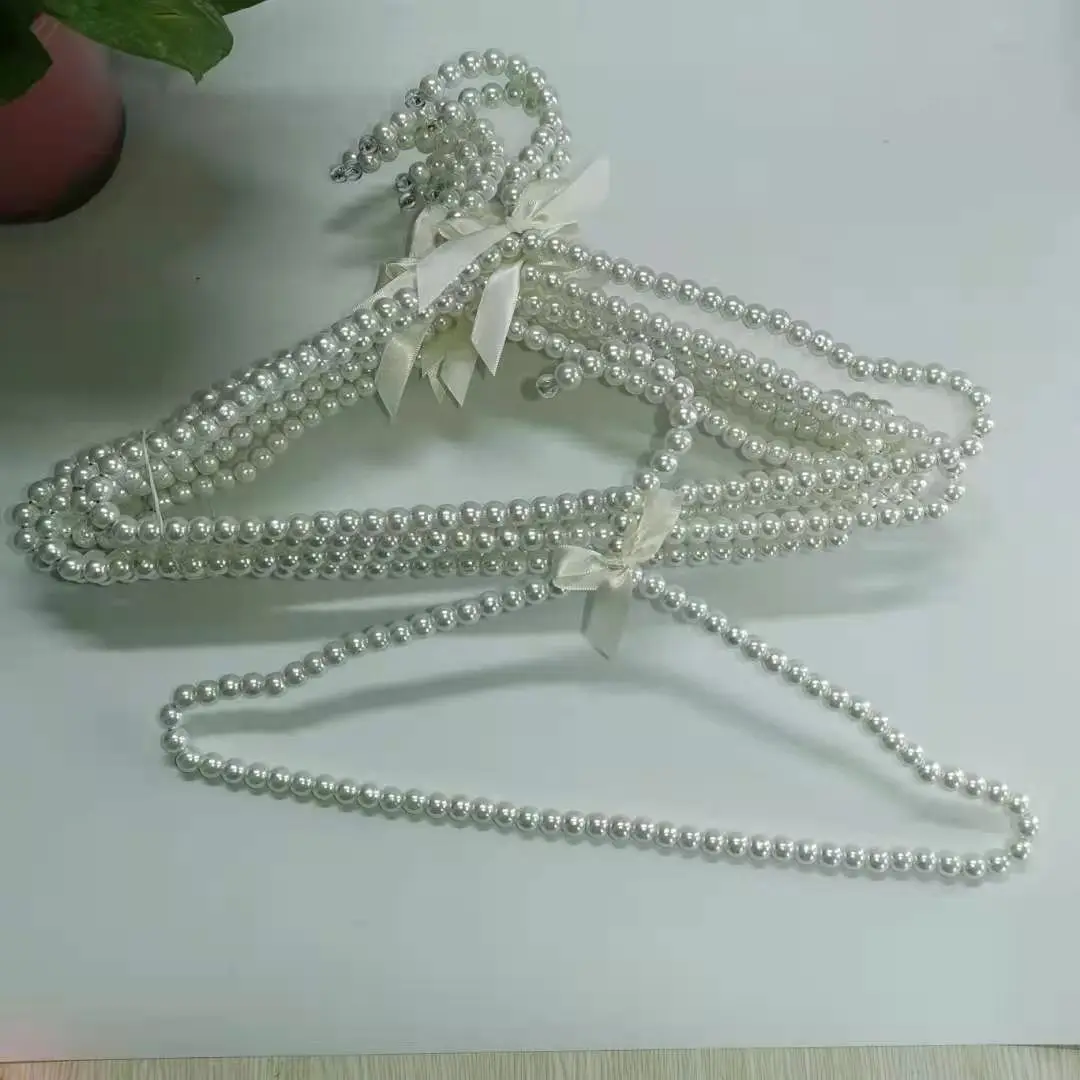 Fashion Plastic Pearl Bow Shirt Clothes Hangers Anti-Slip for Adult Top custom hanger 40CM