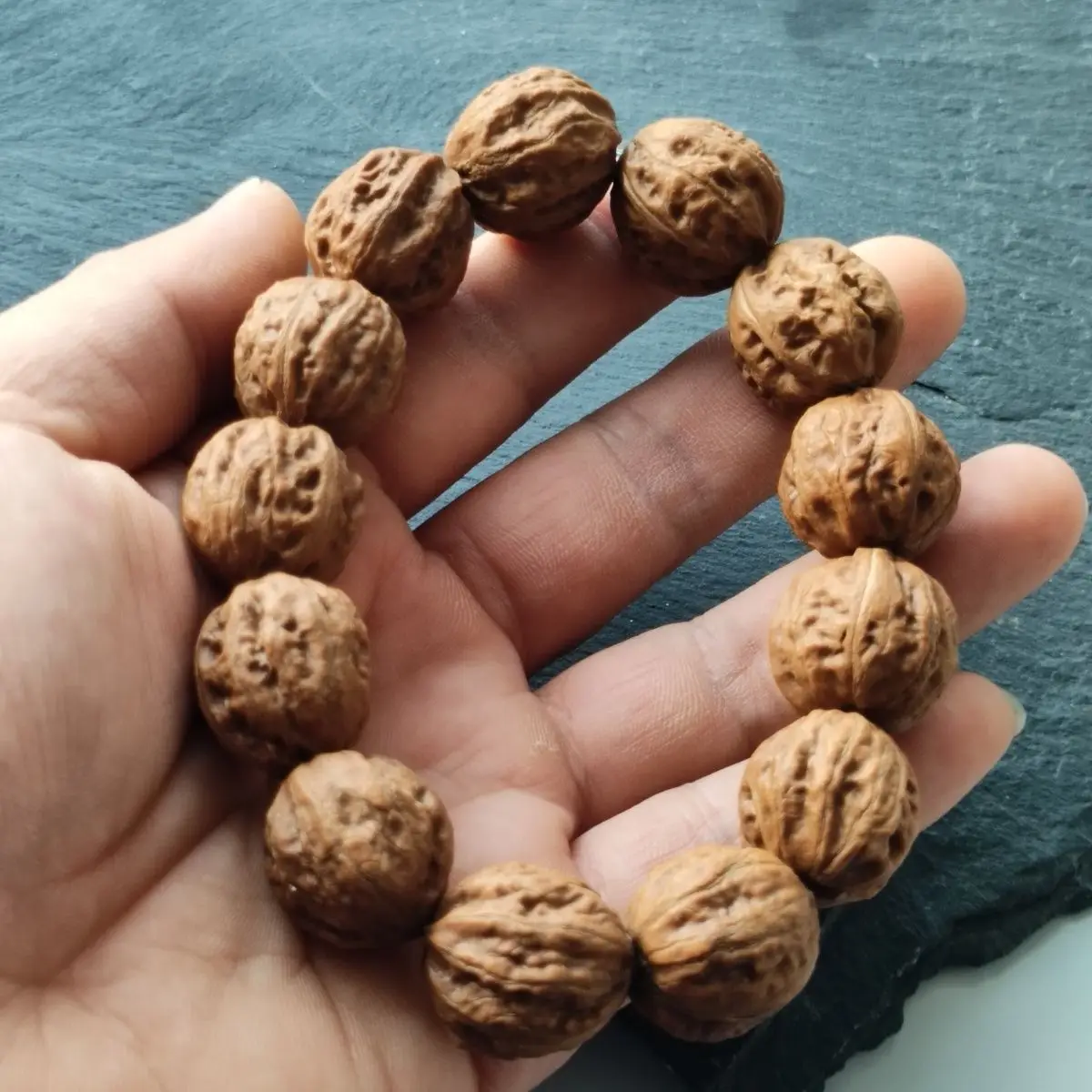 Traditional Chinese Style Natural Peach Pit Bracelet Lucky Fortune Blessing Unisex Wenwan Fidget Hand String Collectible Jewelry