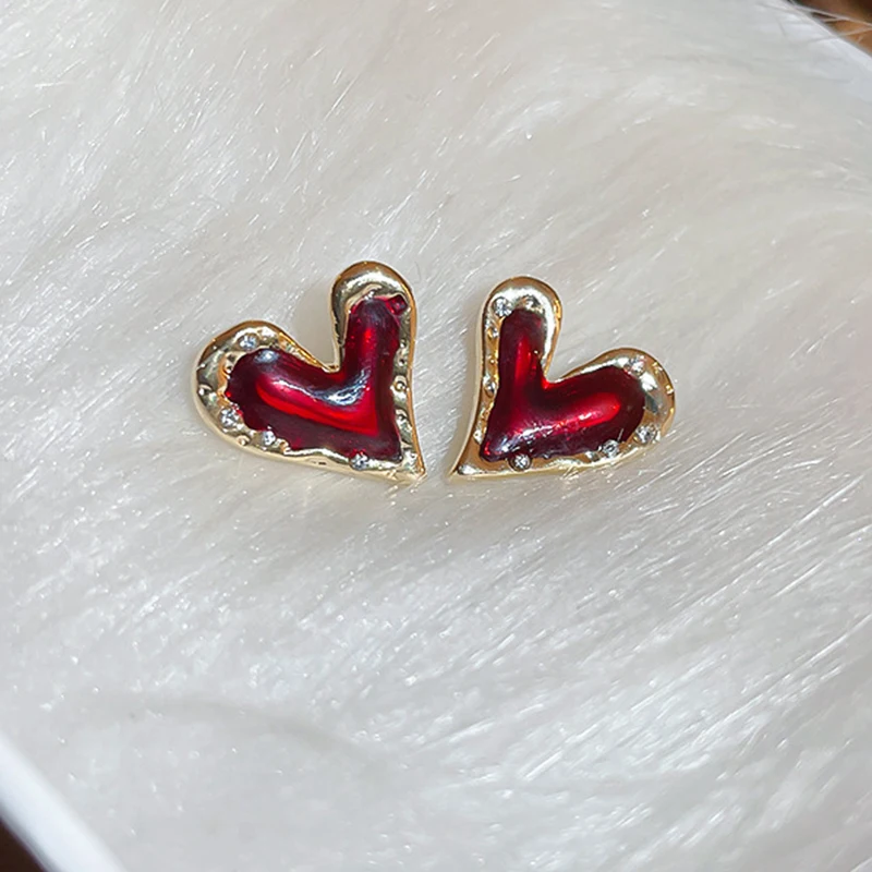 Red Enamel Metal Heart Earrings For Women Cute Post Designer Fashion Classic Jewelry Girls\' Gifts Party Accessories C1244