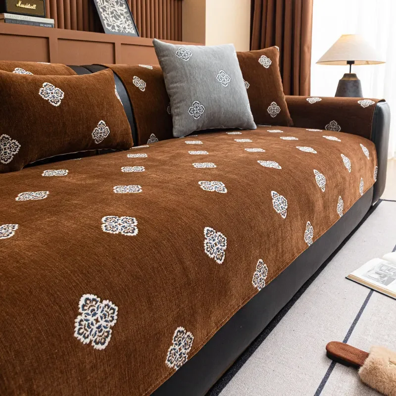 Vintage Old Money Style Sofa Cover Chenille All-Season 2026 New High-end Feel Leather Sofa Slipcover Fixed Non-slip Seat Cushion