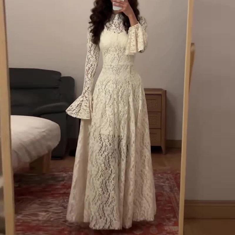 Elegantes Spitzenstickerei-Kleid 2026 – Lässiges, schmales Partykleid mit ausgestellten Ärmeln für Damen – Französisches O-Ausschnitt-Bankettkleid