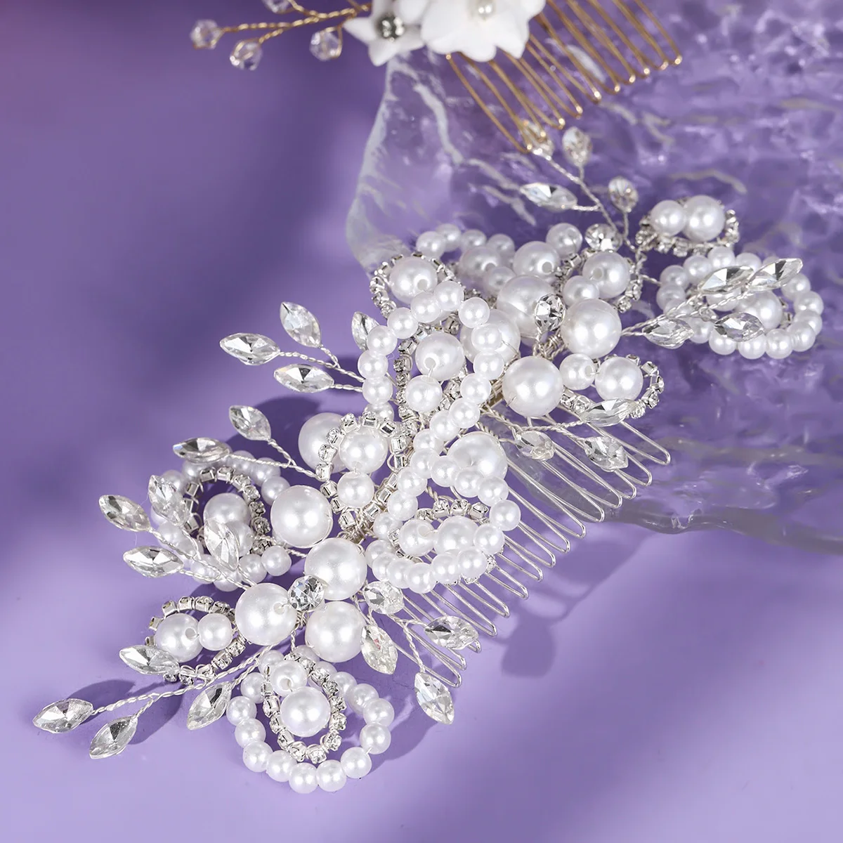 QYY New Handmade Bridal Hair Comb Fashion Silver Crystal Pearl Hair Clips Wedding Banquet Hair Accessories Can Be Used As a Gift