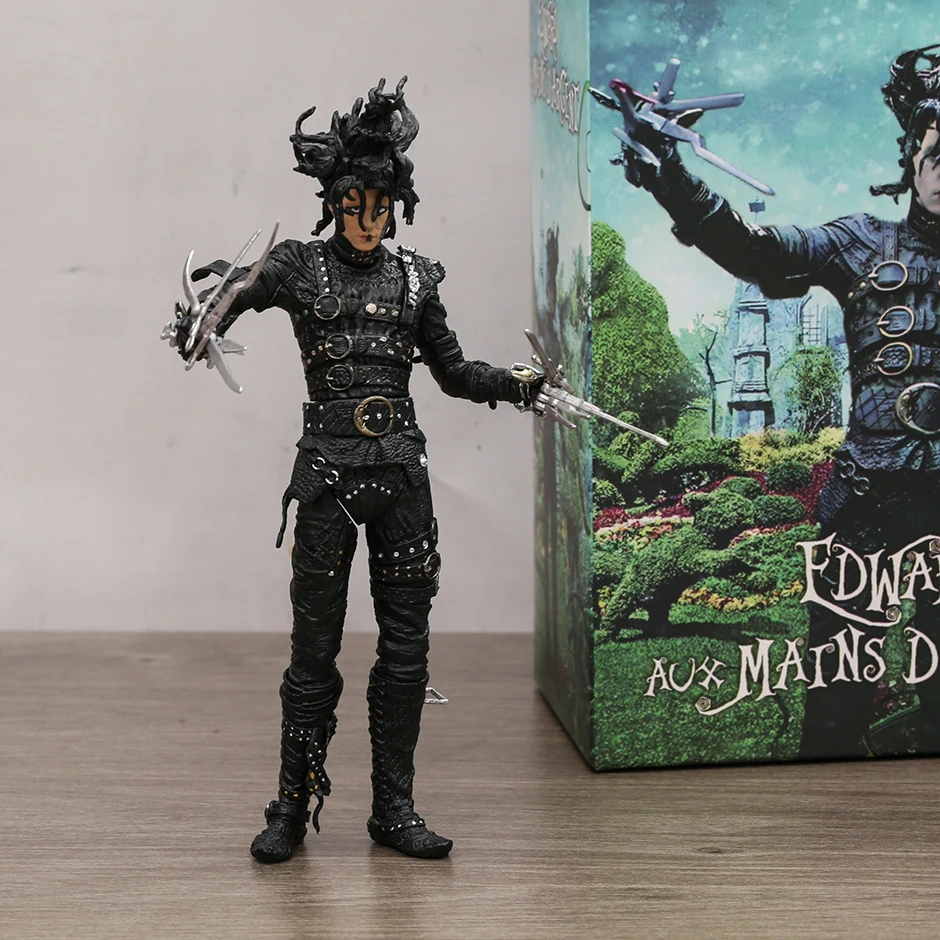 

Edward Scissorhands Figurine Collection Figure Model Toy Gift