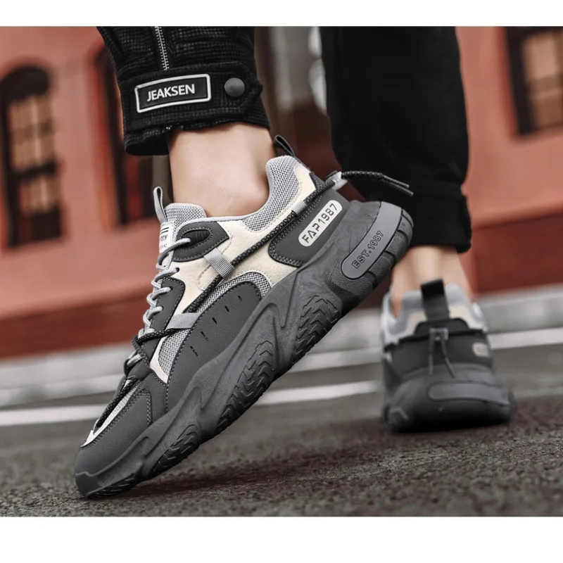 2026 Winter New Men's Shoes Trendy Sport Running Casual Versatile Breathable Height-increasing Dad INS Trendy Sneakers view 2