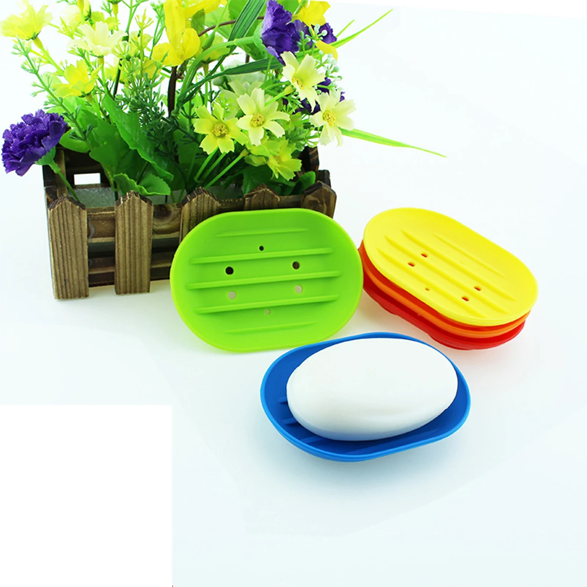 

3 pcs Silicone Soap Holder Round Pad Dish Sink Drying Mounted Bathroom Dishes for Bar Soap Soft Flexible Anti Rust