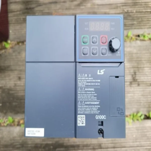 

Новый оригинальный частотный преобразователь 2026 Drive Lv0040g100c-4eonn, 3 фазы, AC380-480В, 4 кВт, 5.0 л.с., в наличии