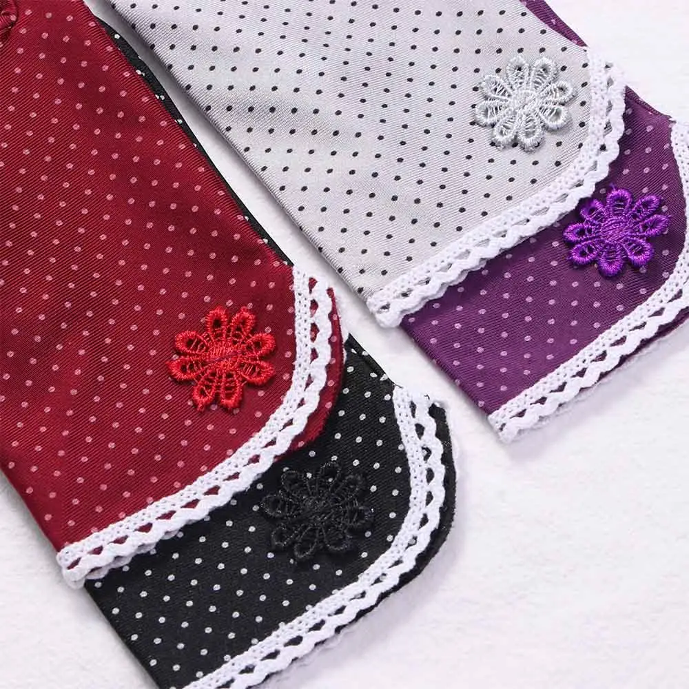 Etiquette 1Pair Summer Lace Breathable Anti-skid Women Gloves Driving Gloves Sunscreen Dots Gloves