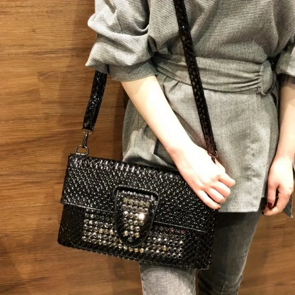 Women\'s Fashion Banquet Bag with Diamond Rivet Gothic Handbag Large Capacity Envelope One Shoulder Crossbody Handbag