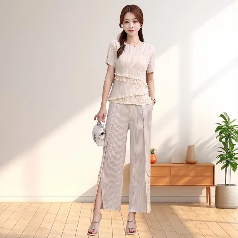 

Miyake 2025 Summer New Round Neck Short Sleeve T-Shirt Irregular Nine Points Straight Pants Pleated 2 Pieces Commuter Suit