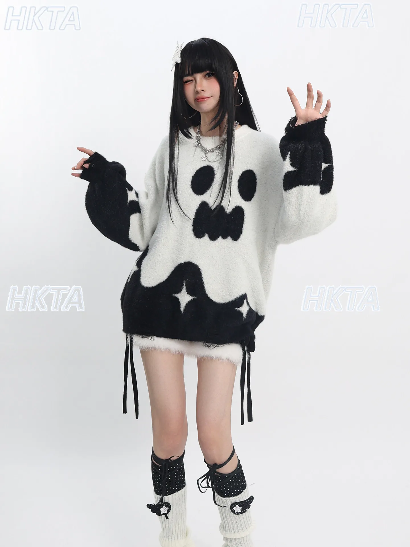 Japanese Autumn New Warm Loose Casual Top Halloween Sweet Cool Long Sleeve Sweater Oversized Contrasting Knitted Pullover Women