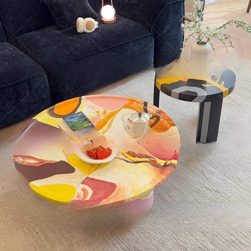 Table basse en bois massif, peinture à l'huile combinée de bord rond médiéval, table basse de villa graffiti