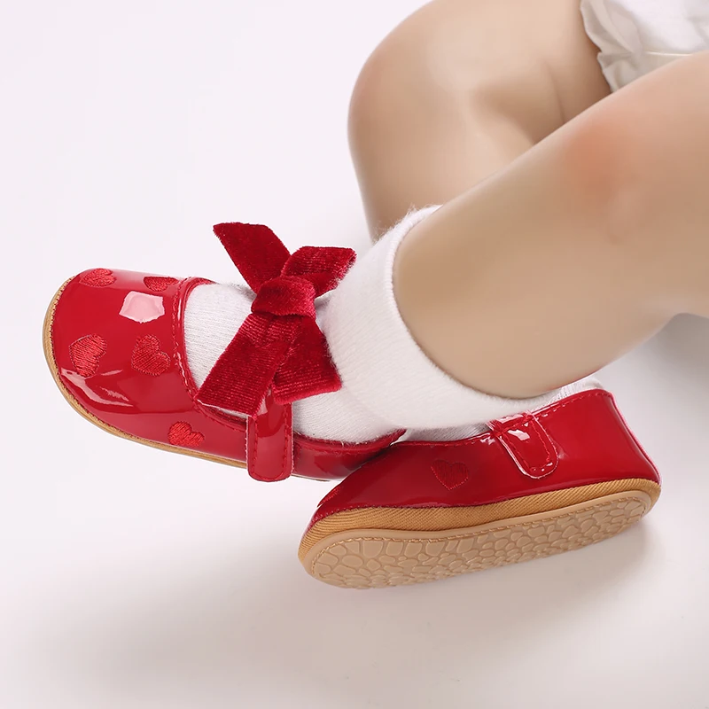 Red Shiny Leather Princess Flat Shoes For Chinese New Year Rubber Soled Non Slip Learning Shoes Baby's Birthday Gift Shoes