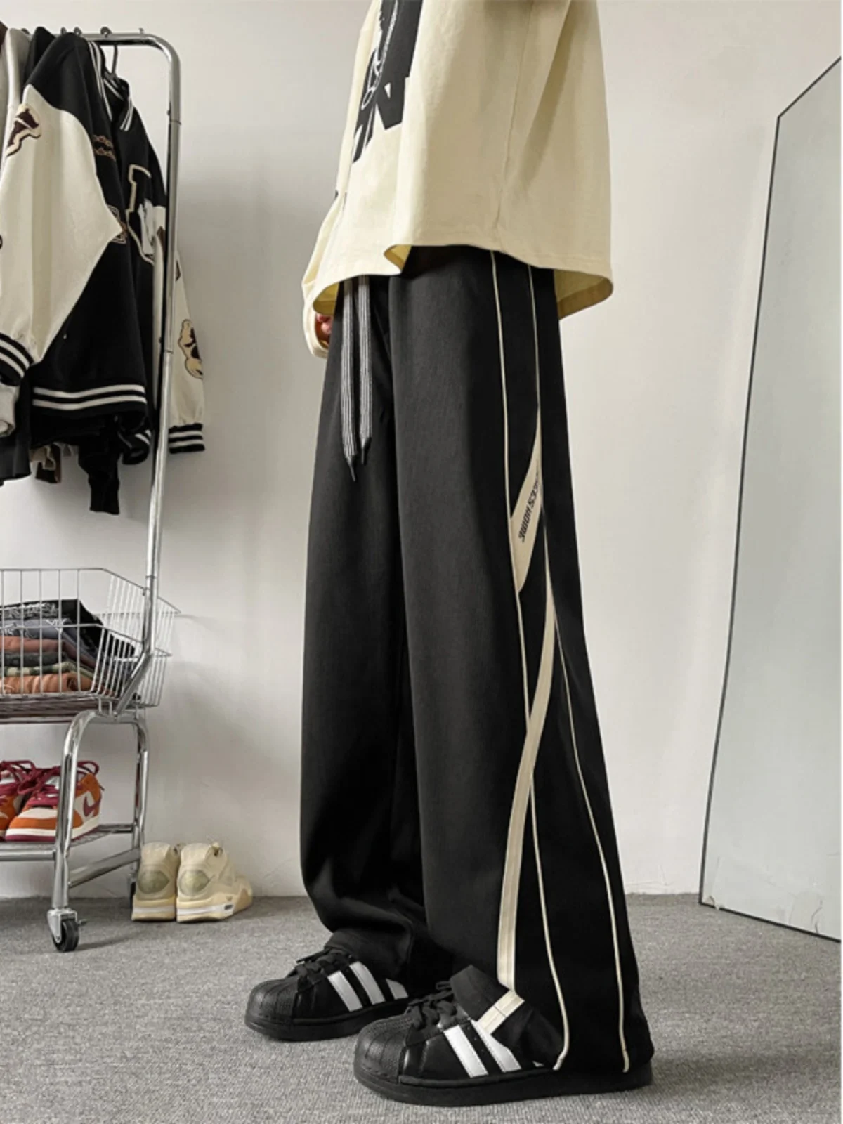 

Модные американские мужские брюки в полоску с лоскутным узором, свободные широкие брюки, прямые спортивные штаны на весну-осень, повседневные брюки