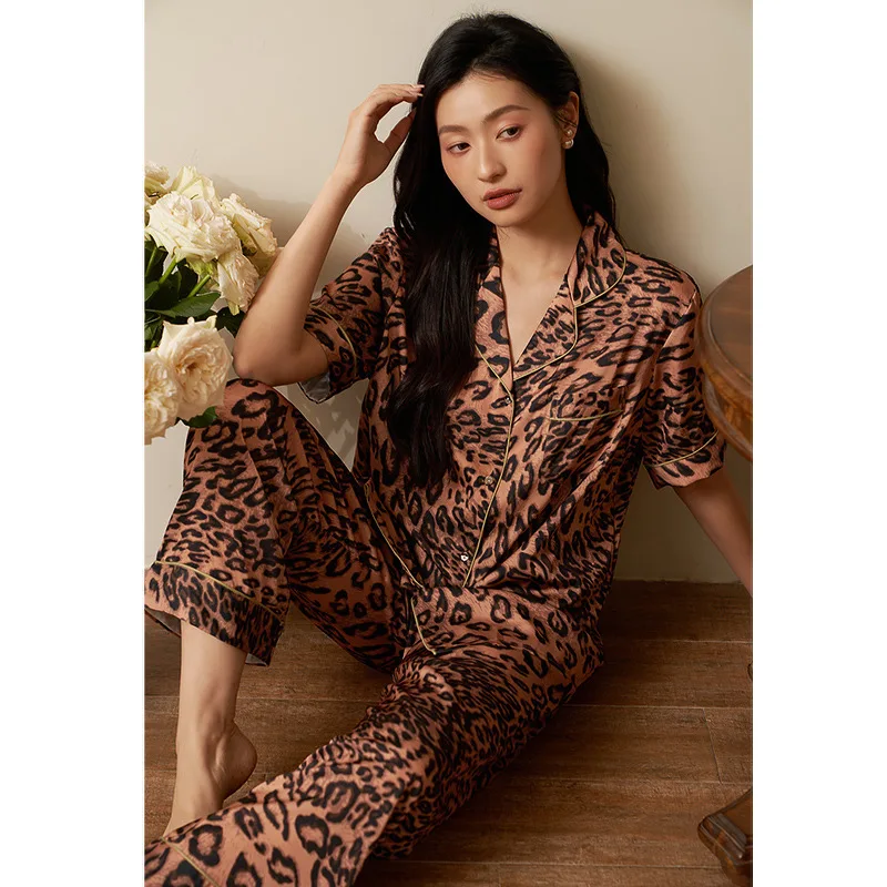 

2024 Summer Autumn Two Piece Luxury Short Sleeved Pants Ice Silk Satin Pajamas Chic High Quality Leopard Pattern Home Wear Set