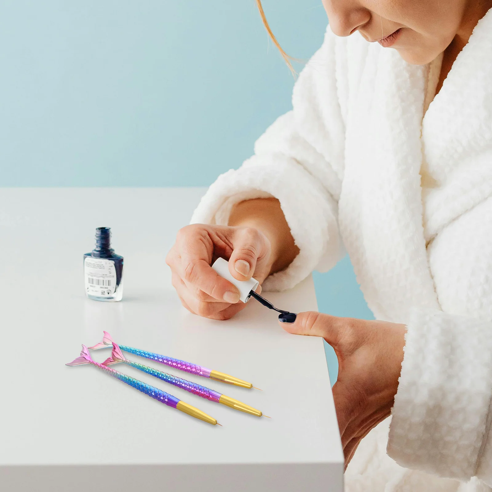 

3Pcs Mermaid Tail Design Nail Art Pen Set Vibrant Colors Durable Materials Easy Application for Beginners Professionals Reusable