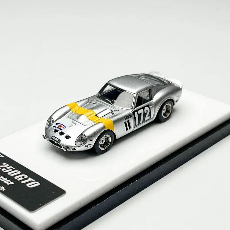รถโมเดล DMY 1/87 250 GTO ปี 1962 รุ่นลิมิเต็ด 66 ชิ้น ผลิตจากเรซิ่นและโลหะหล่อขึ้นรูป ของสะสมสำหรับเด็กผู้ชาย ของขวัญคริสต์มาส