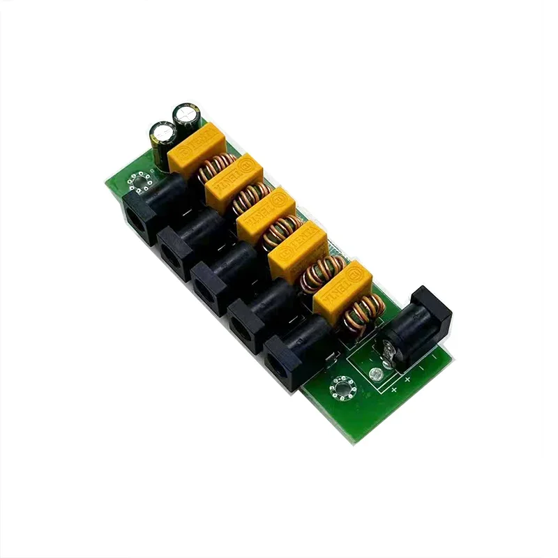 Een Tot Vijf 5V-56V Power Splitter Emi Anti-Interferentie, Verbetering Van De Stabiliteit En Betrouwbaarheid Van Het Circuit