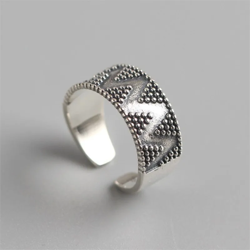 Simple Creative Dot Wave Triangle Geometric 925 Sterling Silver Jewelry Wide Face Retro Exquisite Opening Rings   R031