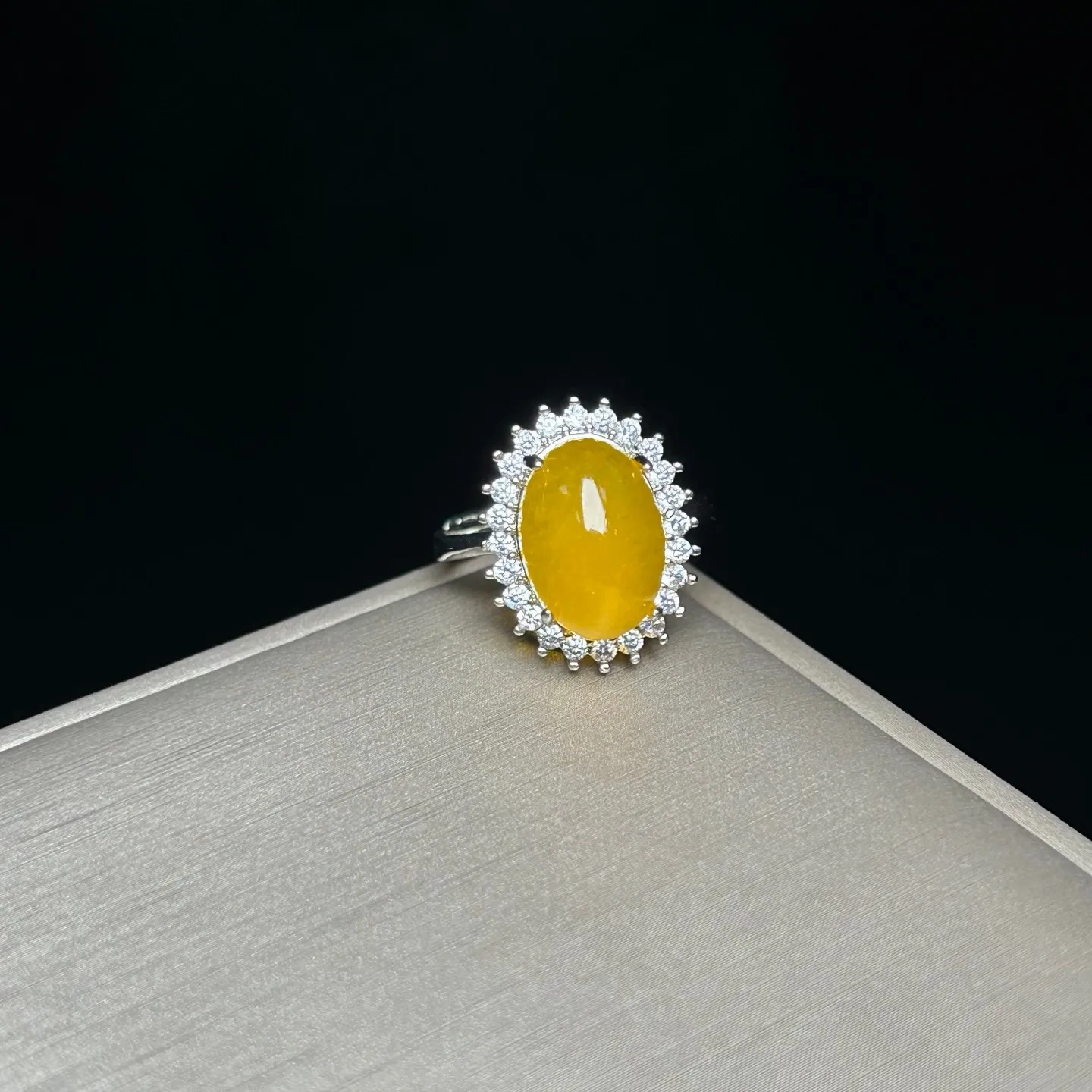 Real Natural Inlay Ice Yellow Burmese Jade Jadeite Archaistic Amulet Ring