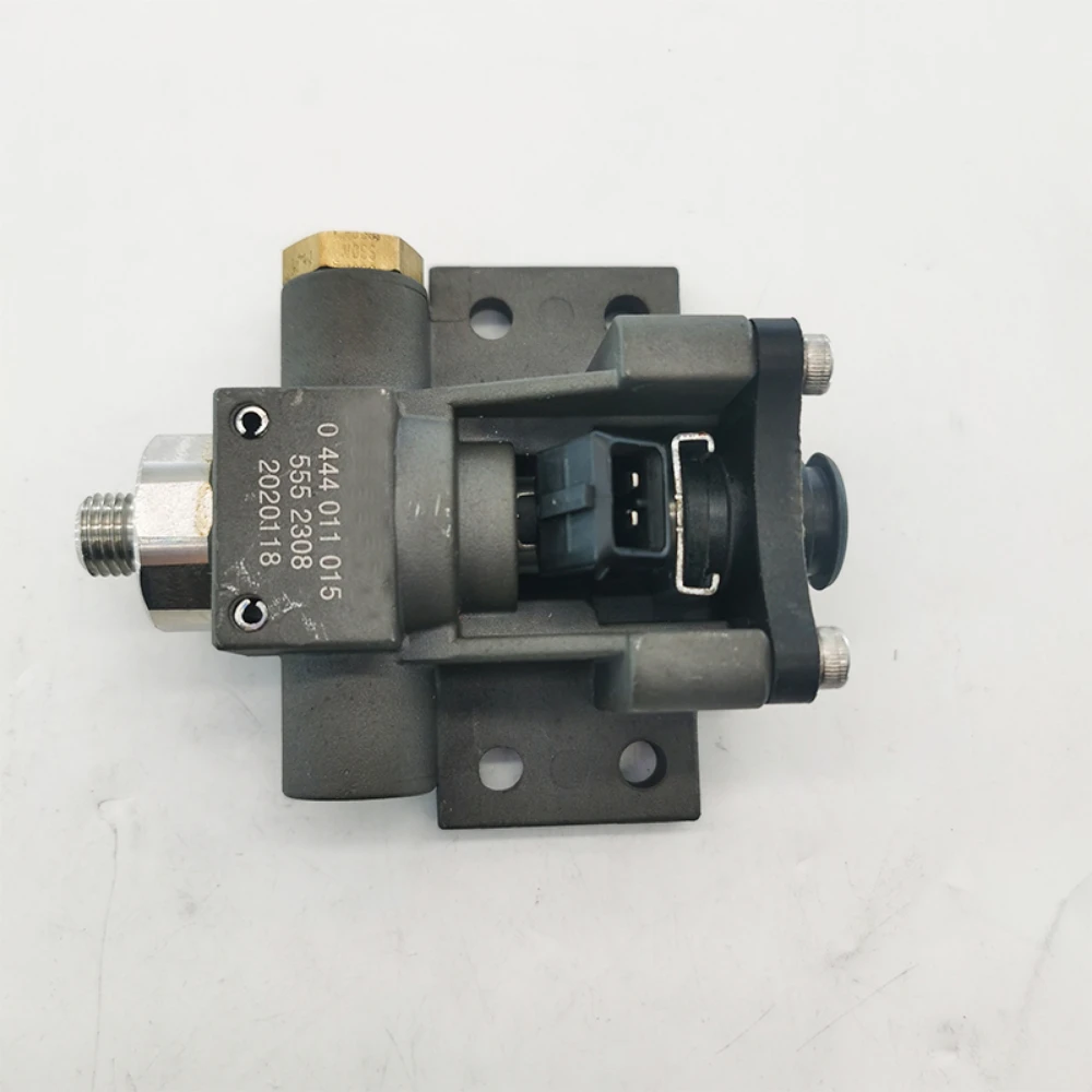 For 2001791 3043278 0444011015 0444011016 Truck Urea Metering Module Urea Metering Valve Fit For SCANIA