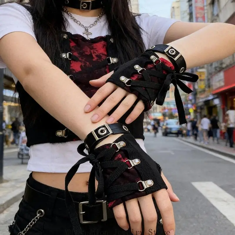 Red Contrast Fingerless Gloves Pair, Half Finger Accessory for Outfit Looks, Screen Use and Daily Wear D0UB